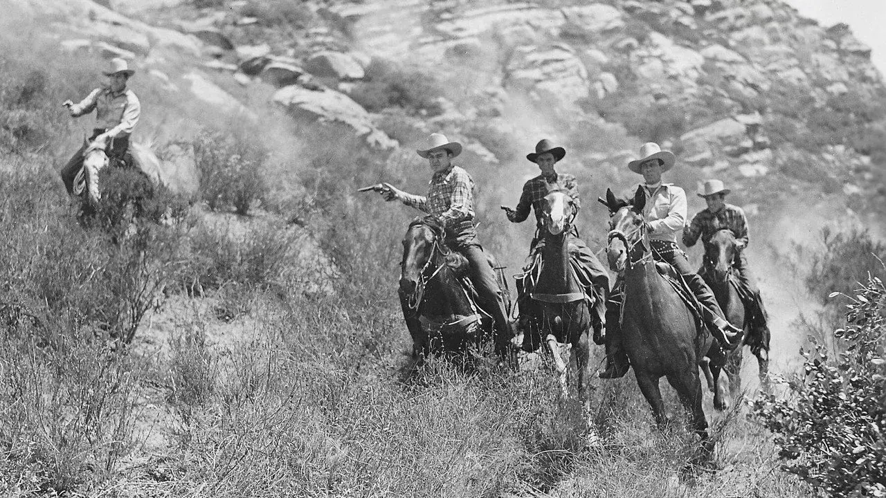 فیلم مسیر آریزونا (Arizona Trail 1943)