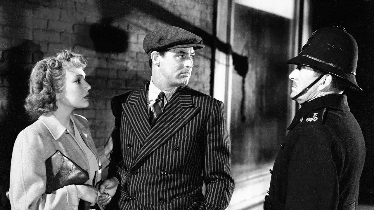 فیلم هیچ جز قلب تنها (None But the Lonely Heart 1944)