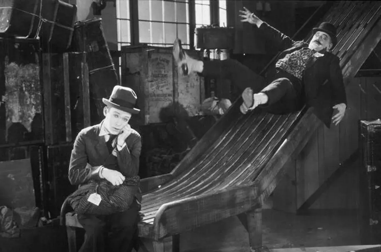فیلم مرد قوی (The Strong Man 1926)