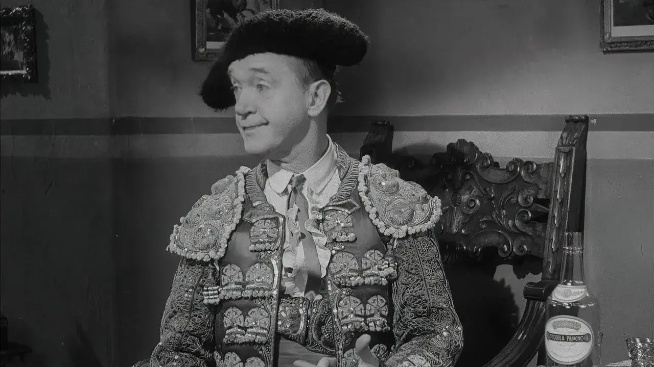فیلم گاوبازان (The Bullfighters 1945)