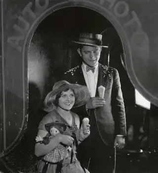 یکسان 1928