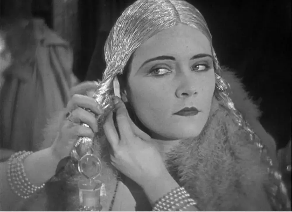 فیلم مولن روژ (Moulin Rouge 1928)