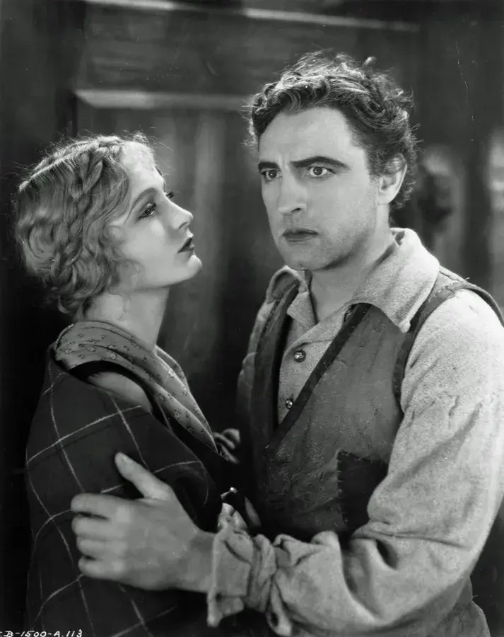 فیلم عشق ابدی (Eternal Love 1929)