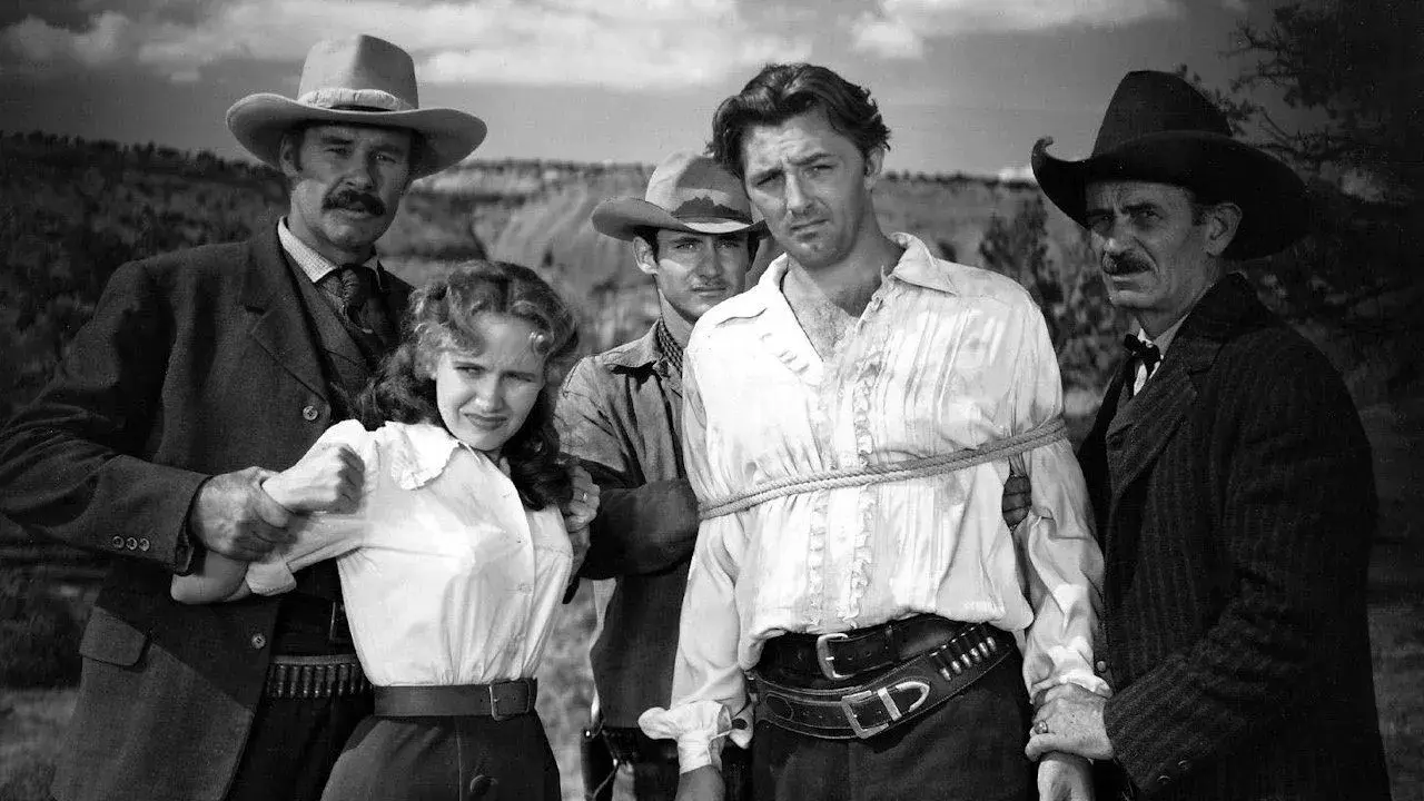 فیلم تحت تعقیب (Pursued 1947)