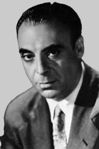 منوئل لونا