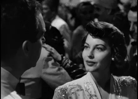 فیلم سنگاپور (Singapore 1947)