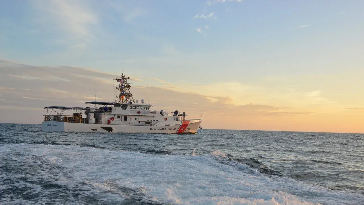 مستند گارد ساحلی فلوریدا (Coast Guard Florida 2012)