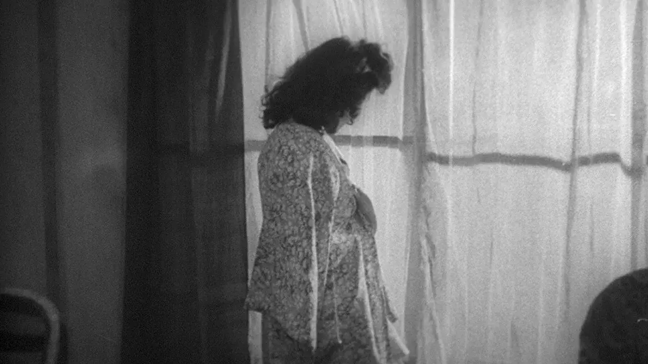 فیلم  ژاپنی زنان شب (Women of the Night 1948)