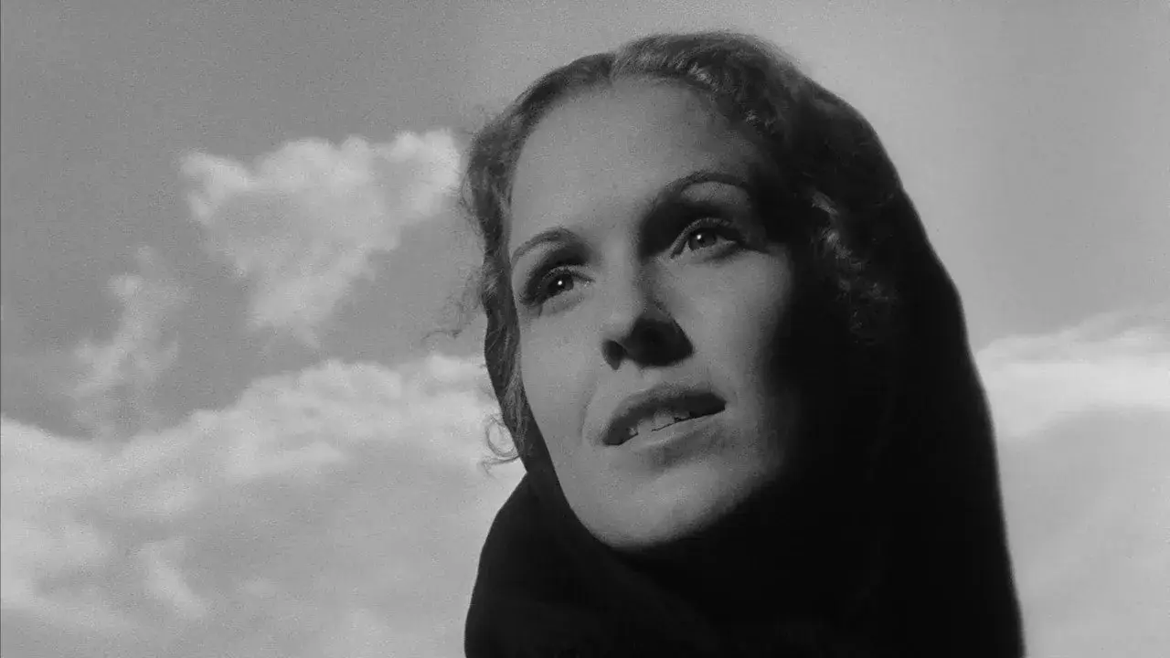 فیلم سوئدی فقط یک مادر (Only a Mother 1949)