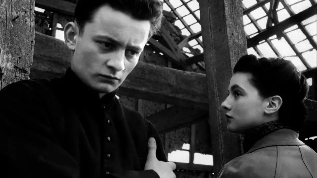 فیلم خاطرات یک کشیش روستا (Diary of a Country Priest 1951)