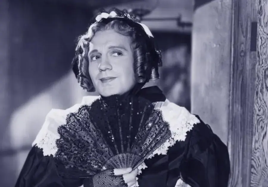 فیلم خاله چارلی (Charley's Aunt 1941)