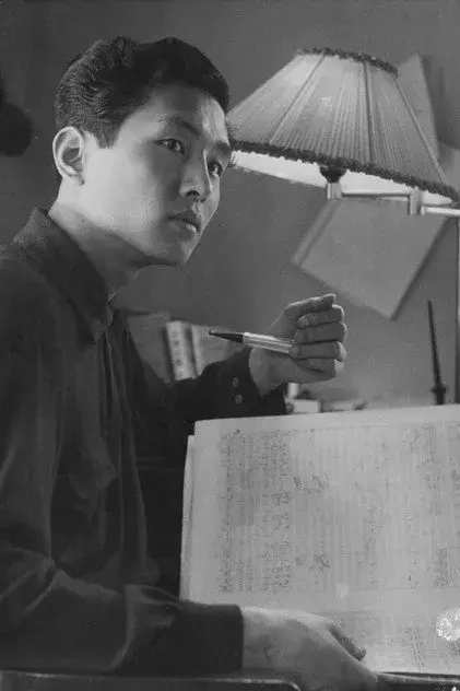توشیرو مایوزومی