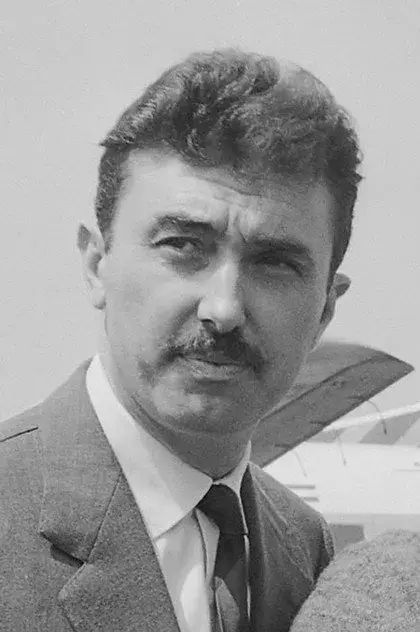 لوسینو اممر