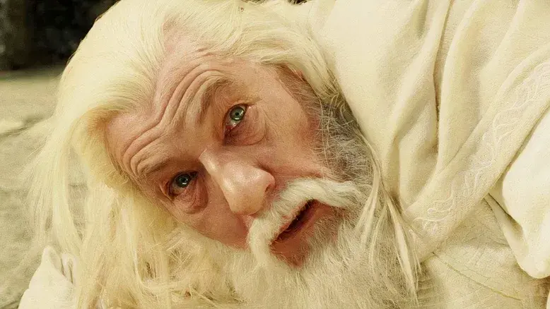 نخستین تصویر از ایان مک‌کلن در لباس گندالف در پشت صحنه The Lord of the Rings: The Hunt for Gollum