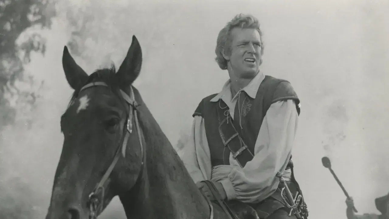 فیلم شاهین طلایی (The Golden Hawk 1952)