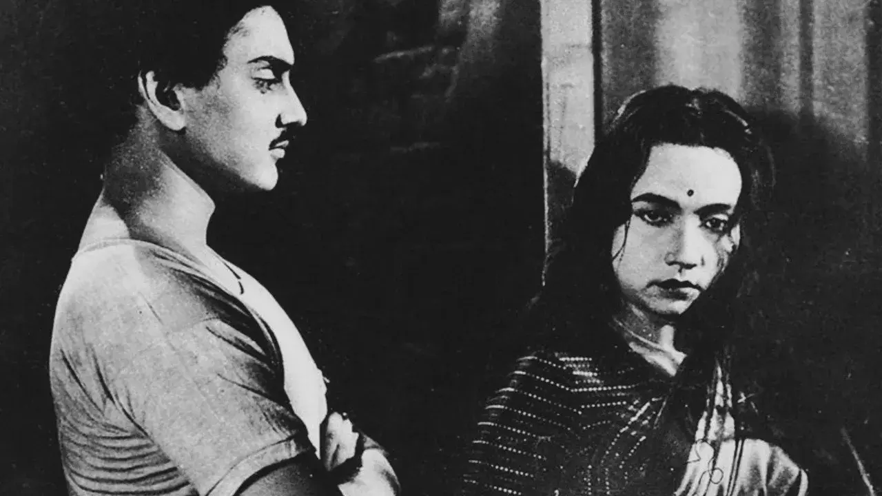 فیلم هندی شهروند (فیلم شهروند 1977)