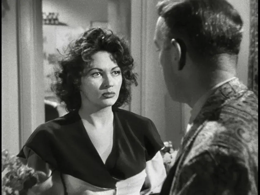 فیلم بهشت کاپیتان (The Captain's Paradise 1953)