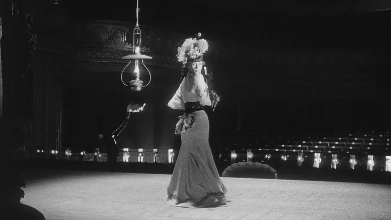 فیلم خاک‌اره و پولک (Sawdust and Tinsel 1953)