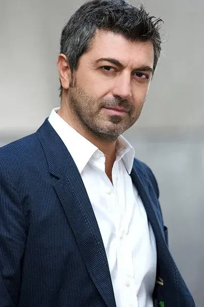 امانوئل سچّی