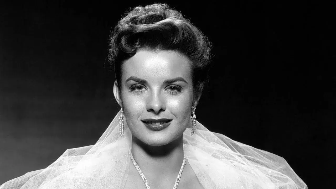 فیلم ویکی (Vicki 1953)