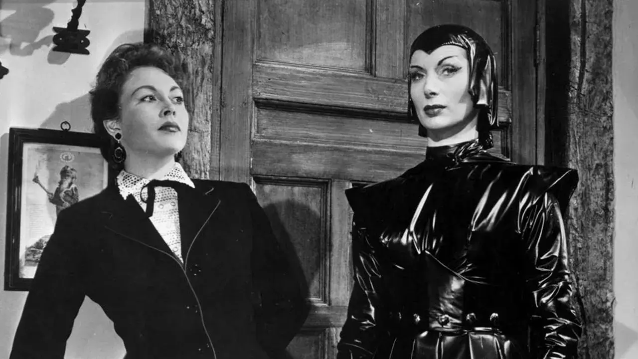 فیلم دختر شیطان از مریخ (Devil Girl from Mars 1954)