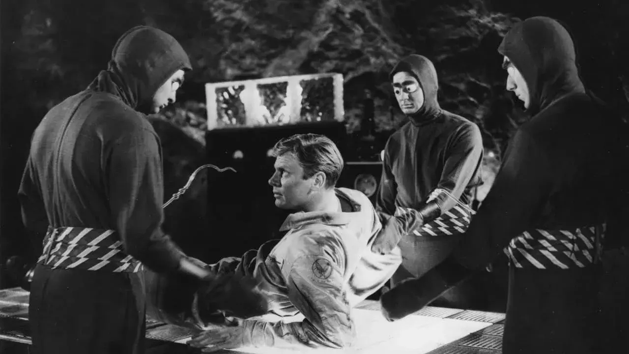 فیلم قاتلان از فضا (Killers from Space 1954)