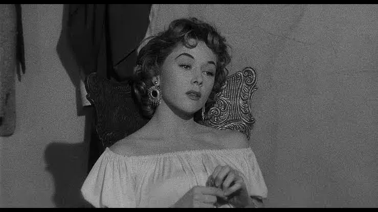 فیلم بهانه عریان (Naked Alibi 1954)