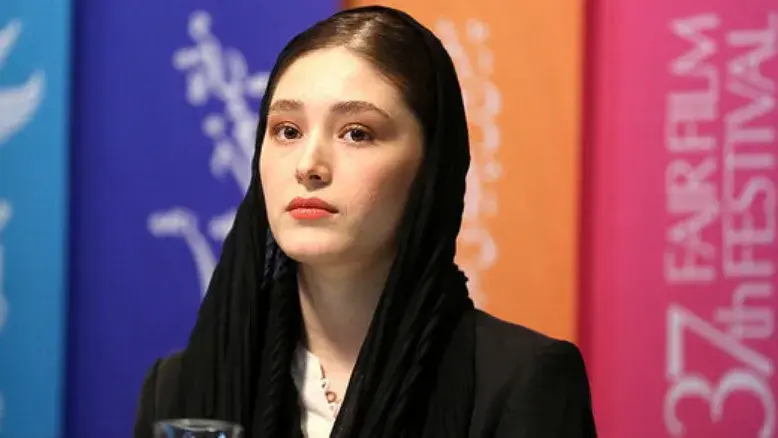 بازگشت فرشته حسینی به تئاتر؛ جزئیات پرفورمنس «تن منهای من»