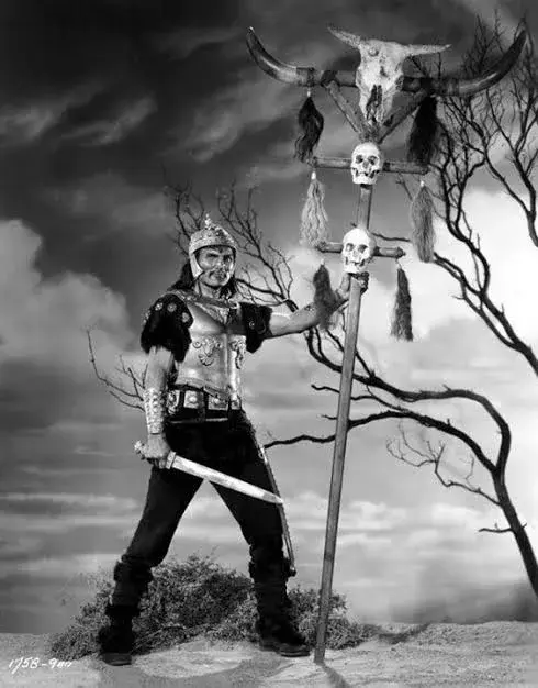 فیلم نشانه بت پرستی (Sign of the Pagan 1954)