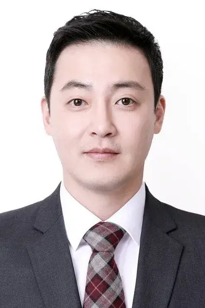 کیم یونگ جین