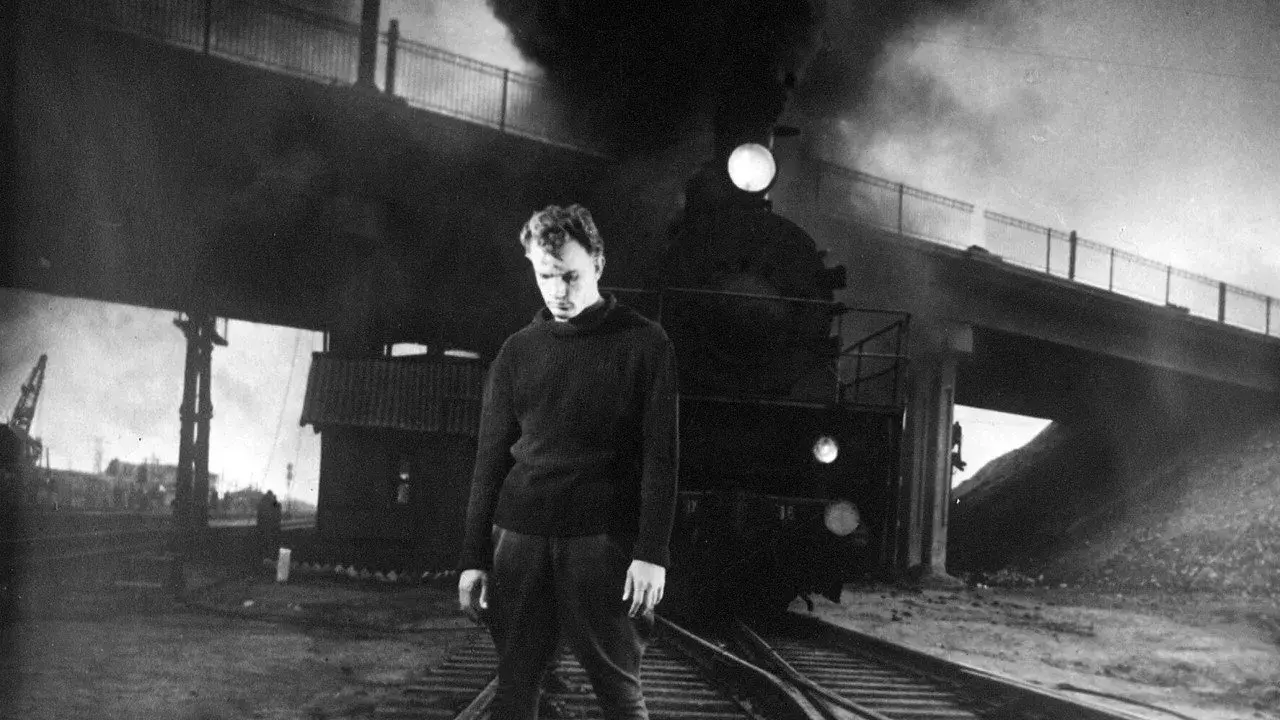 فیلم آسمان صاف (Clear Skies 1961)