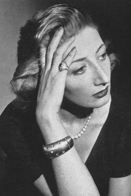ایرنه آلوئیسی