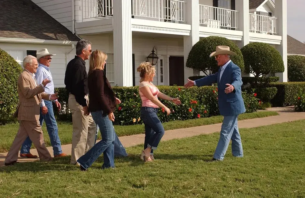مستند دالاس: تجدید دیدار؛ بازگشت به ساوت‌فورک (Dallas Reunion: The Return to Southfork 2004)