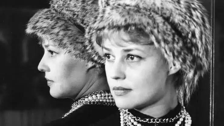 فیلم هفت روز... هفت شب (Seven Days… Seven Nights 1960)