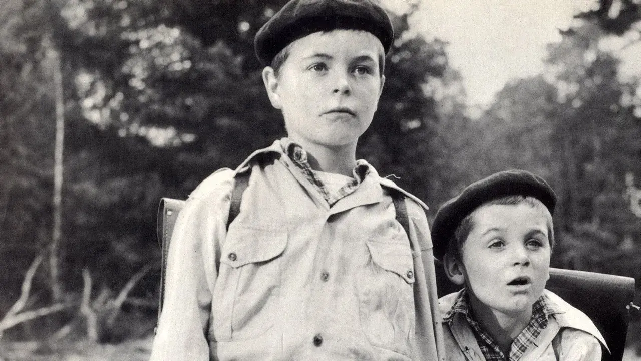 فیلم جنگ دکمه ها (War of the Buttons 1962)