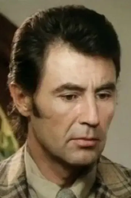 کلاوس تیننی