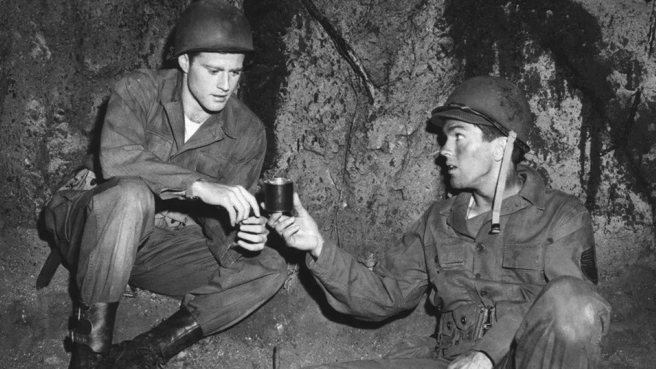 فیلم شکار جنگی (War Hunt 1962)
