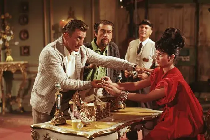 فیلم دو هفته در شهری دیگر (Two Weeks in Another Town 1962)