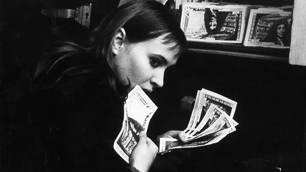 فیلم دسته جدا افتاده ها (Band of Outsiders 1964)