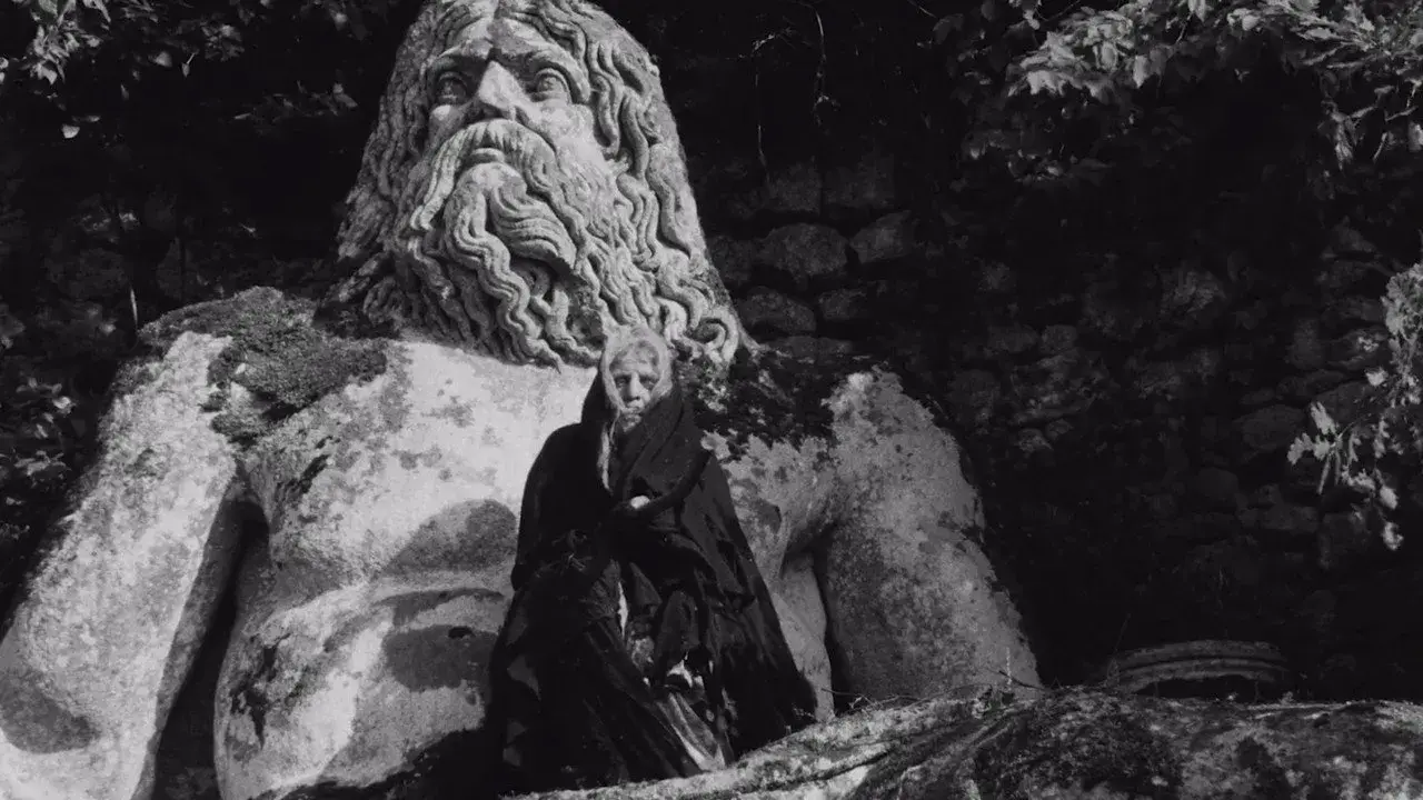 فیلم قلعه مردگان زنده (The Castle of the Living Dead 1964)