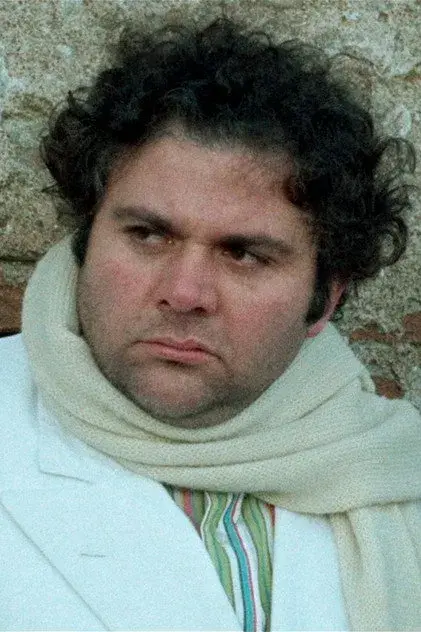 پیرو ویدا