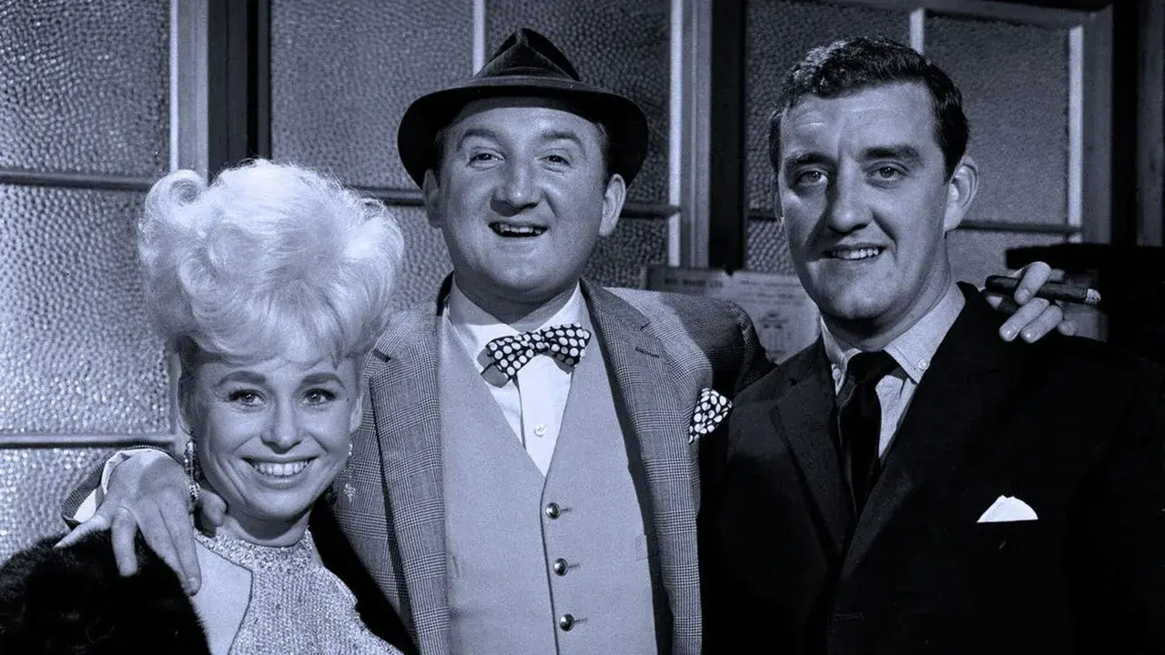 فیلم کلاهبرداران در صومعه (Crooks in Cloisters 1964)