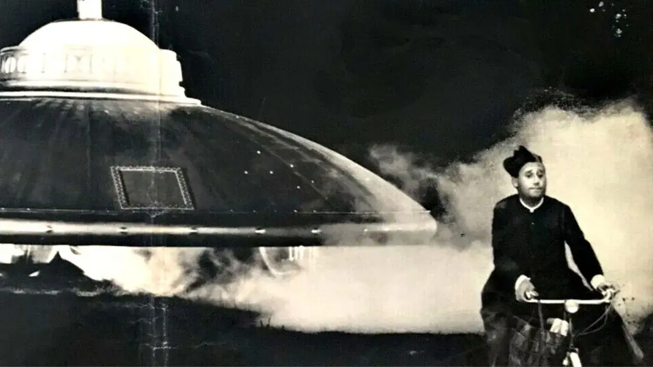 فیلم بشقاب پرنده (The Flying Saucer 1964)