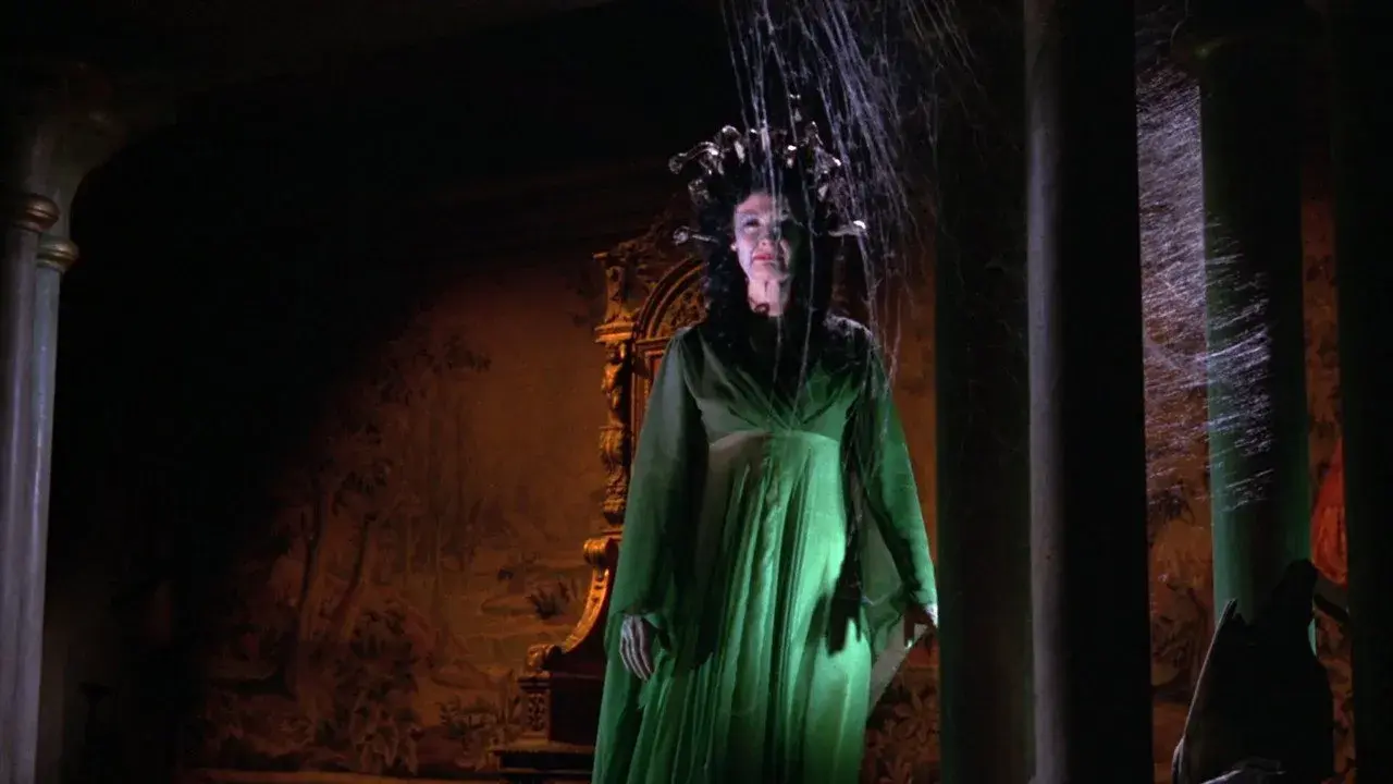 فیلم گورگون (The Gorgon 1964)