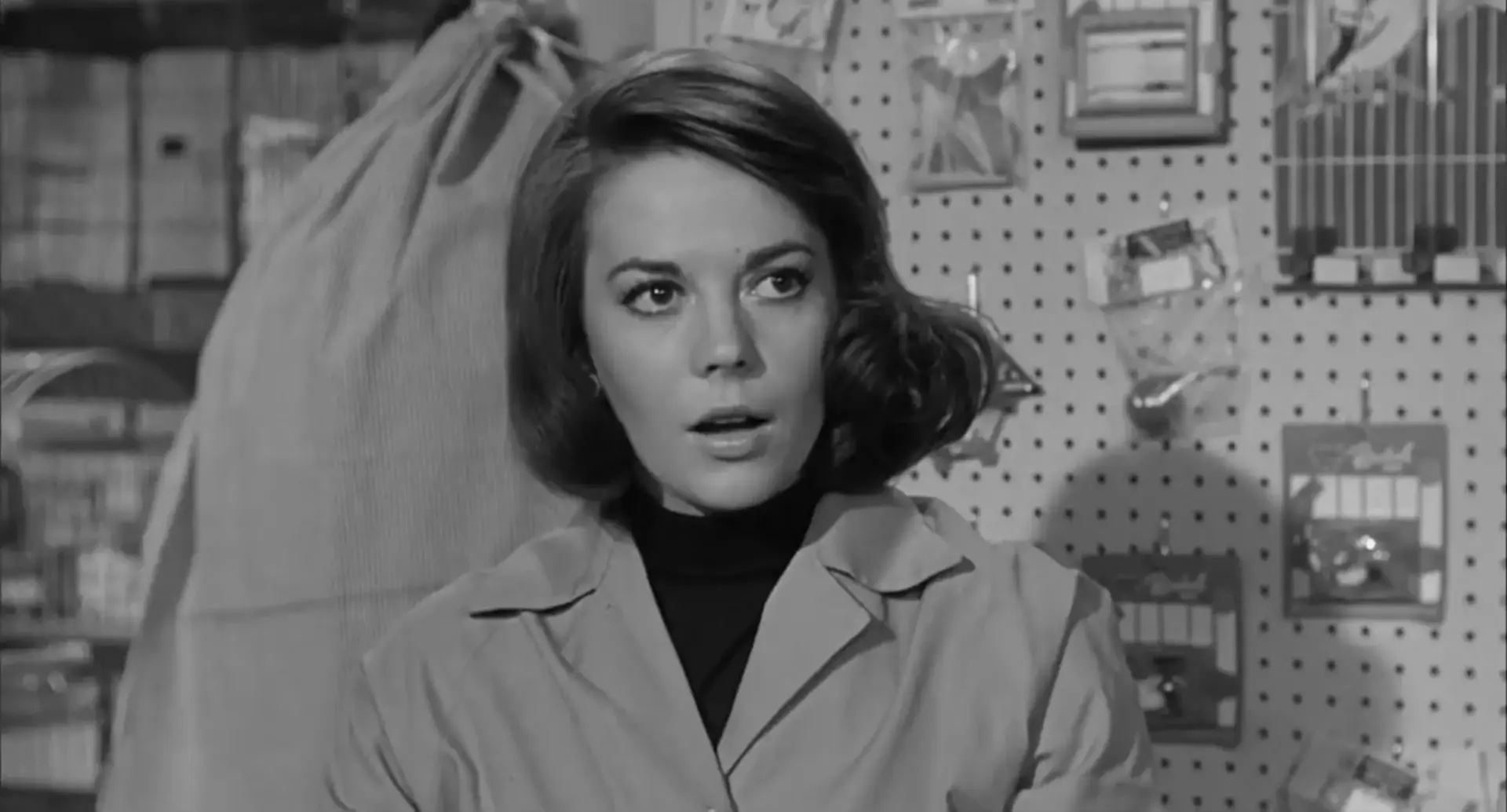 فیلم عشق با غریبه ای مناسب (Love with the Proper Stranger 1963)