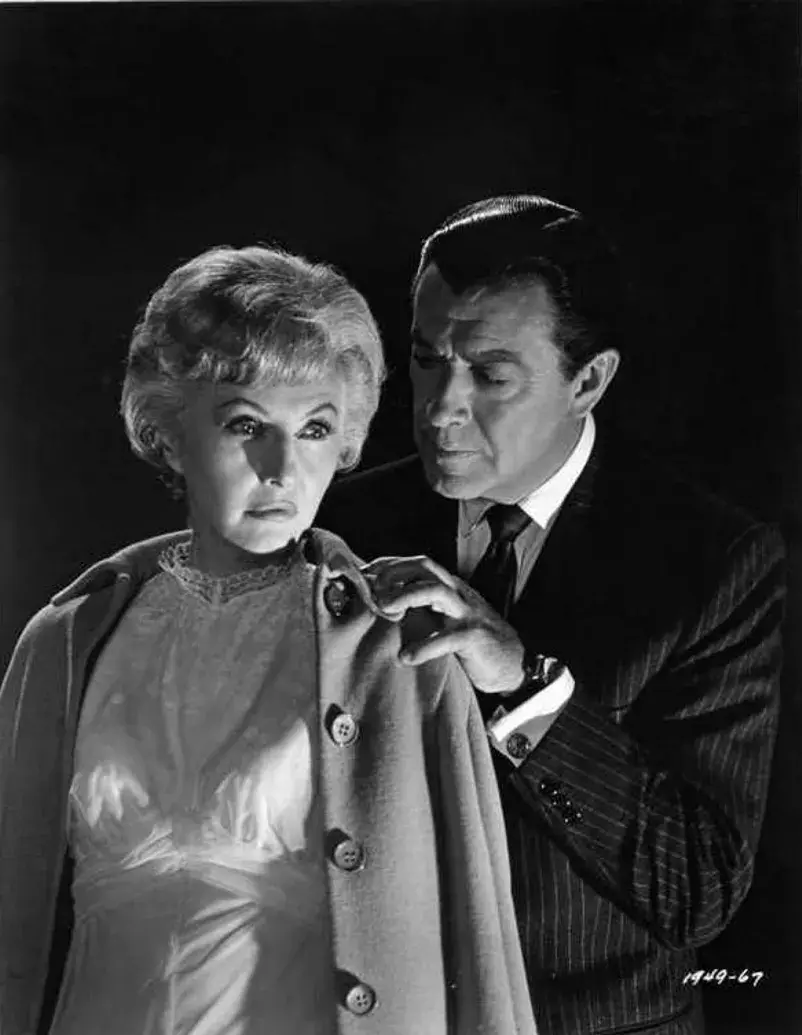 فیلم شبگرد (The Night Walker 1964)