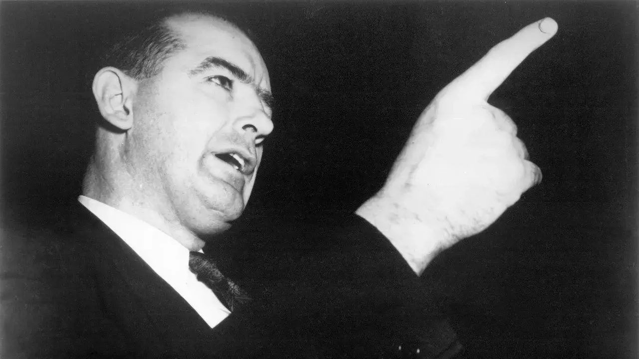 مستند نکته‌ ای درباره نظم جلسه! (Point of Order! 1964)