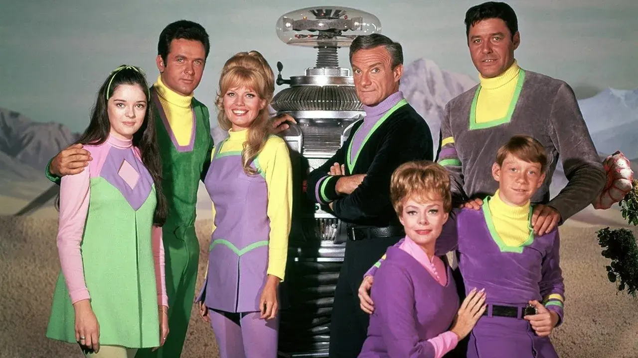 سریال گم شده در فضا (Lost in Space 1965-1968)