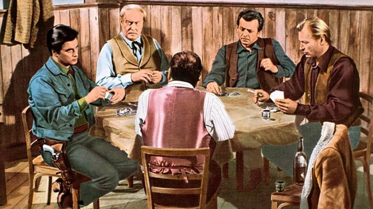 فیلم شهری به نام گلوری (Place Called Glory City 1965)