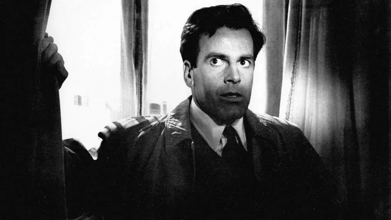 فیلم بازگشت از خاکستر (Return from the Ashes 1965)